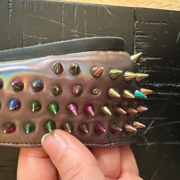 UNIF Hellraiser Rainbow Metallic Spike Flats - Picture 9 of 9